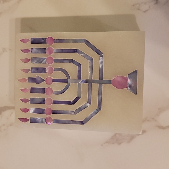 Vintage Soapstone Menorah mother of pearl inlay box - Picture 3 of 4